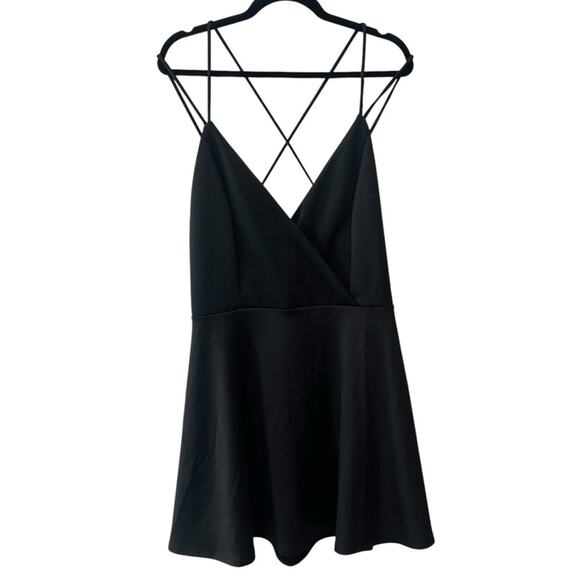 Charlotte Russe Strappy Fit and Flare V Neck Back Zip Dress Black Size 1X Plus - Picture 5 of 5